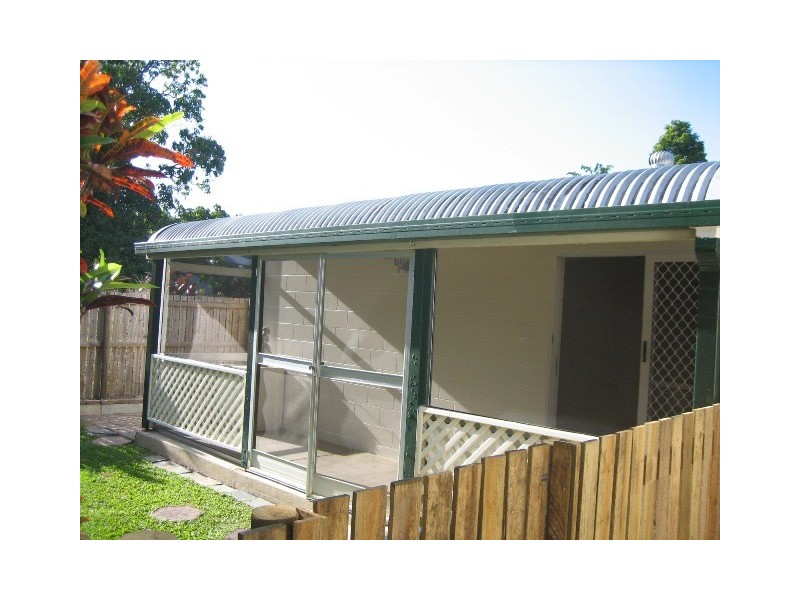 9/36-38 Old Smithfield Road, Freshwater QLD 4870