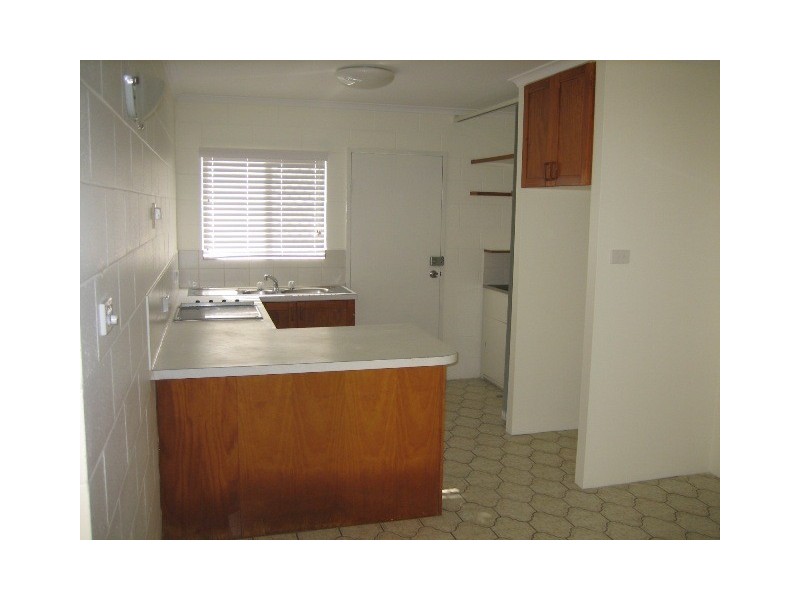 9/36-38 Old Smithfield Road, Freshwater QLD 4870