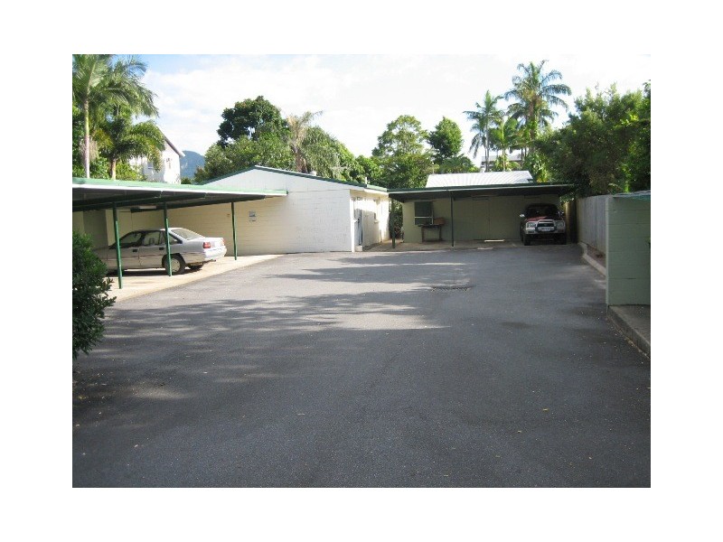 9/36-38 Old Smithfield Road, Freshwater QLD 4870