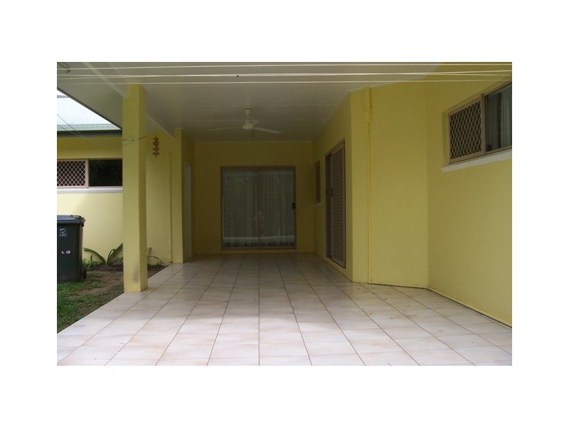 Mooroobool QLD 4870