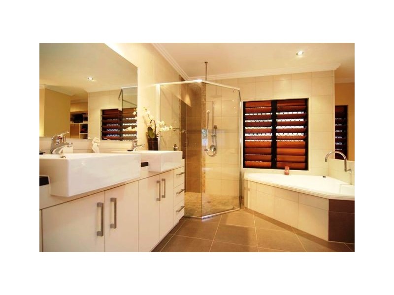 28 Goodsell Drive, Bentley Park QLD 4869