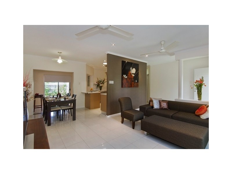 6 Tarcoola Street, Mount Sheridan QLD 4868