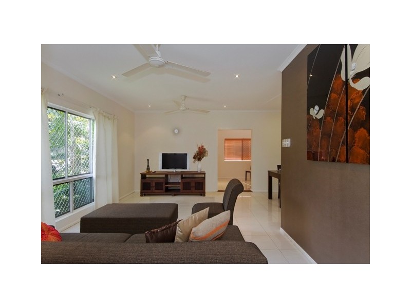 6 Tarcoola Street, Mount Sheridan QLD 4868