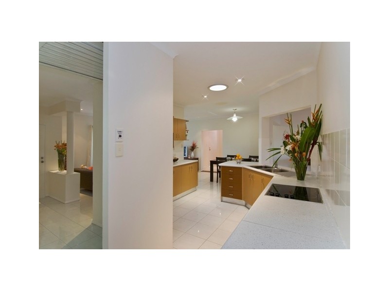 6 Tarcoola Street, Mount Sheridan QLD 4868