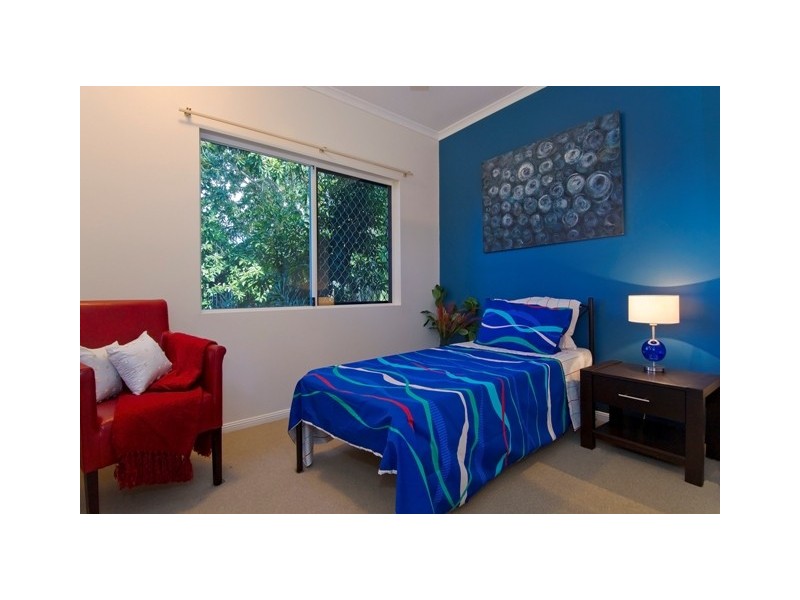 6 Tarcoola Street, Mount Sheridan QLD 4868