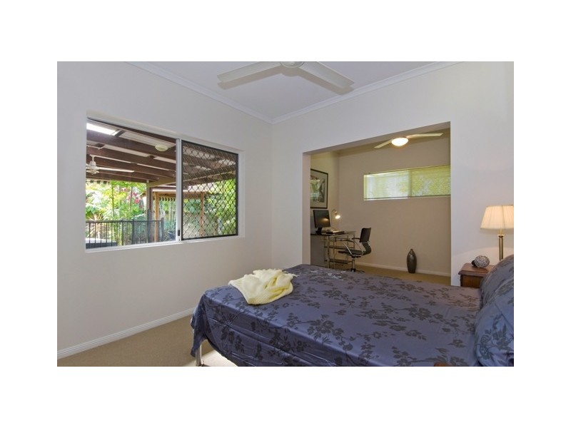 6 Tarcoola Street, Mount Sheridan QLD 4868