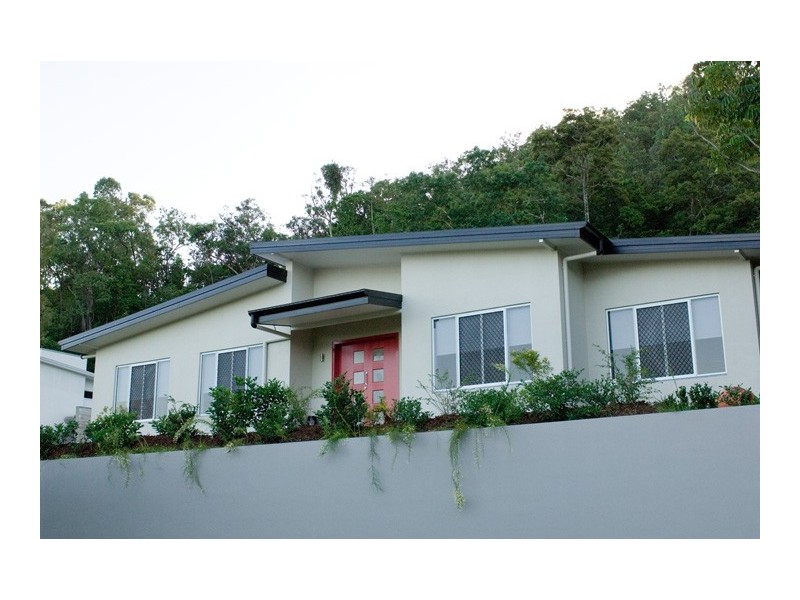 2 Carmelo Close, Whitfield QLD 4870