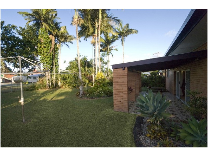 8 Mestrez Street, Earlville QLD 4870