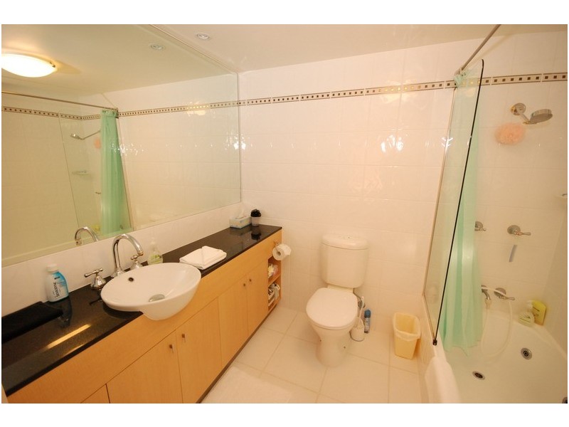 702/3 Abbott Street, Cairns City QLD 4870