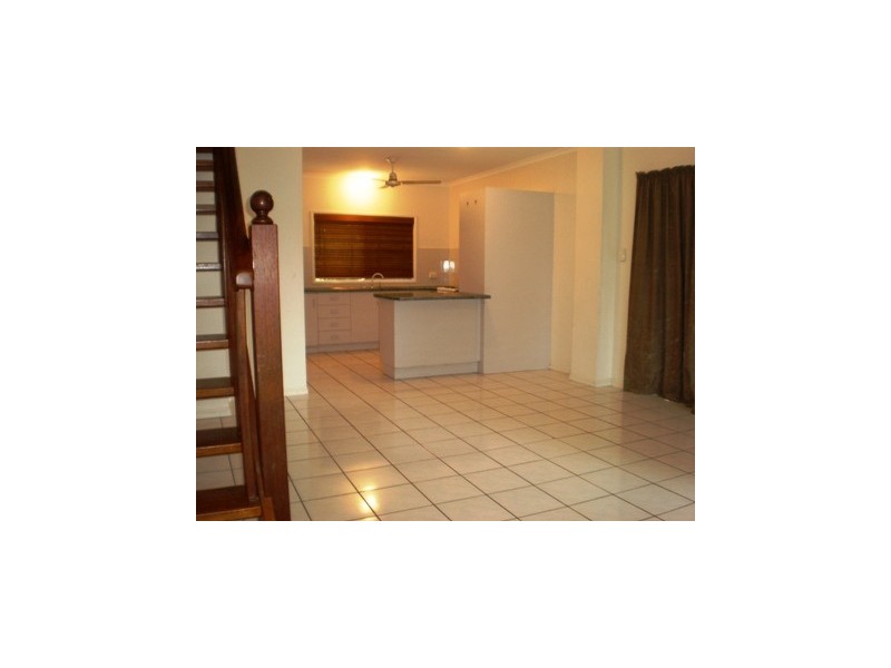 37 Mintaro Crescent, Woree QLD 4868