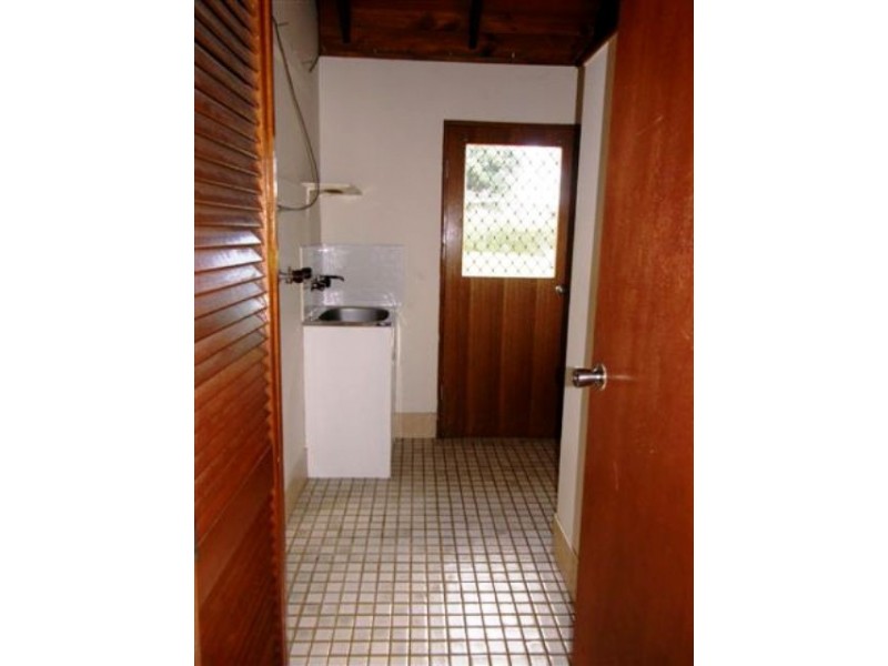 32 Shannon Drive, Woree QLD 4868