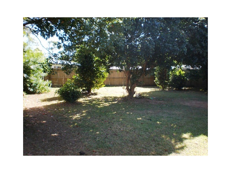 32 Shannon Drive, Woree QLD 4868