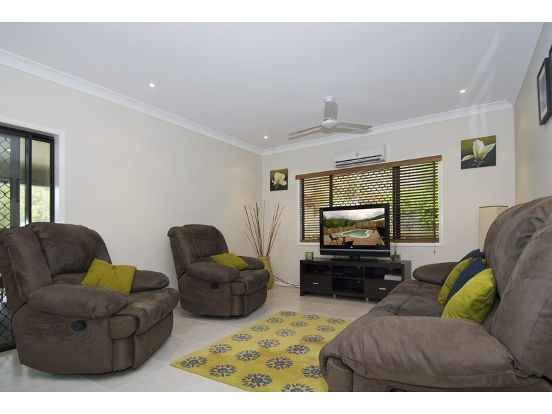 73 Fitzmaurice Drive, Bentley Park QLD 4869