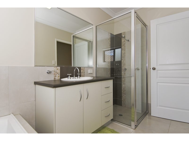 73 Fitzmaurice Drive, Bentley Park QLD 4869