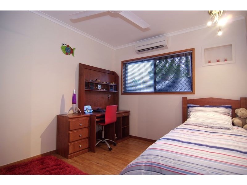 10 Caesar Close, Mooroobool QLD 4870