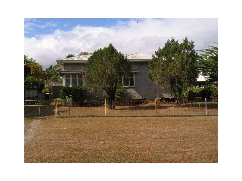 15 Anderson Street, Manunda QLD 4870