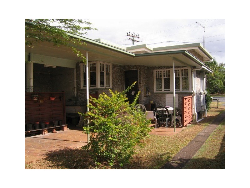 15 Anderson Street, Manunda QLD 4870