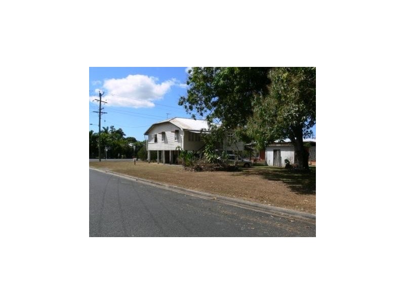 33 Armstrong Street, Edmonton QLD 4869