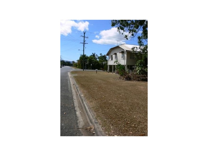 33 Armstrong Street, Edmonton QLD 4869