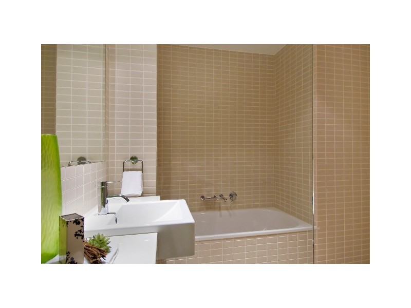 72/1 Marlin Parade, Cairns QLD 4870