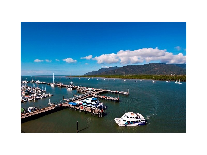 72/1 Marlin Parade, Cairns QLD 4870
