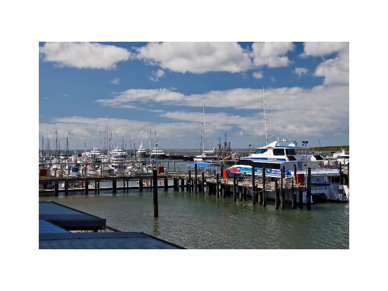 Cairns QLD 4870