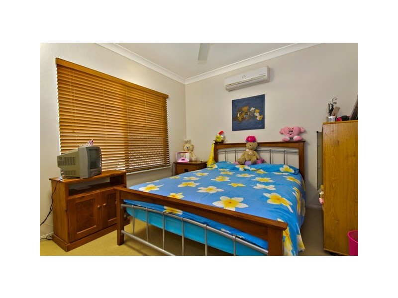 Bentley Park QLD 4869