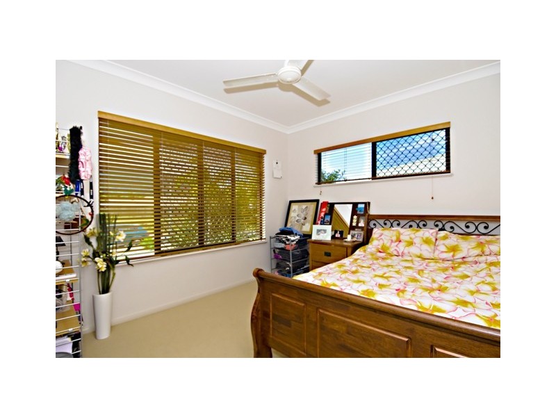 Bentley Park QLD 4869