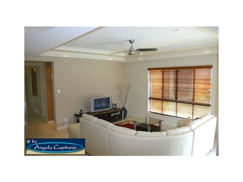 17 East Parkridge Drive, Brinsmead QLD 4870