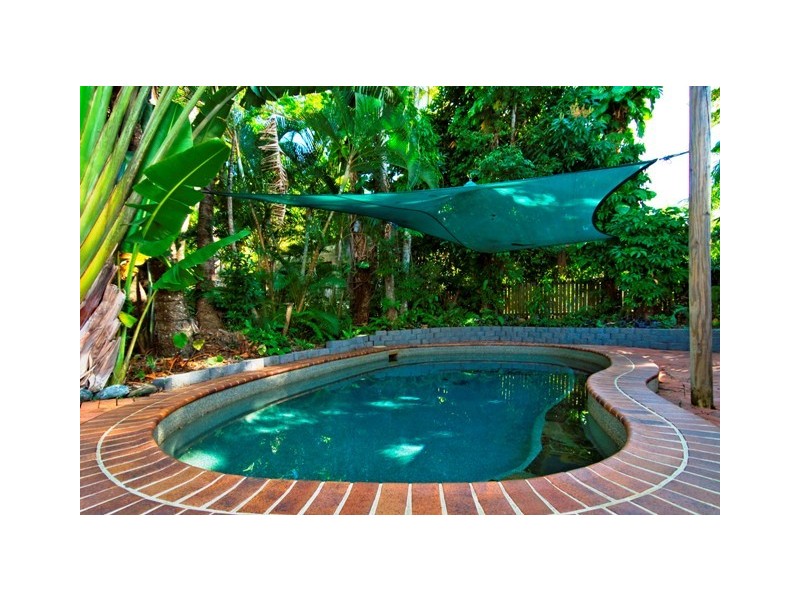 146  Greenslopes Street, Edge Hill QLD 4870