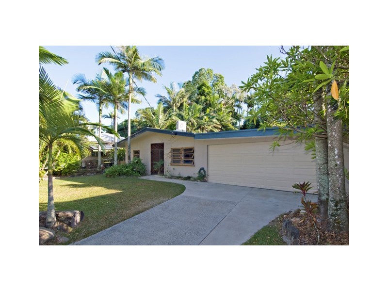 146  Greenslopes Street, Edge Hill QLD 4870