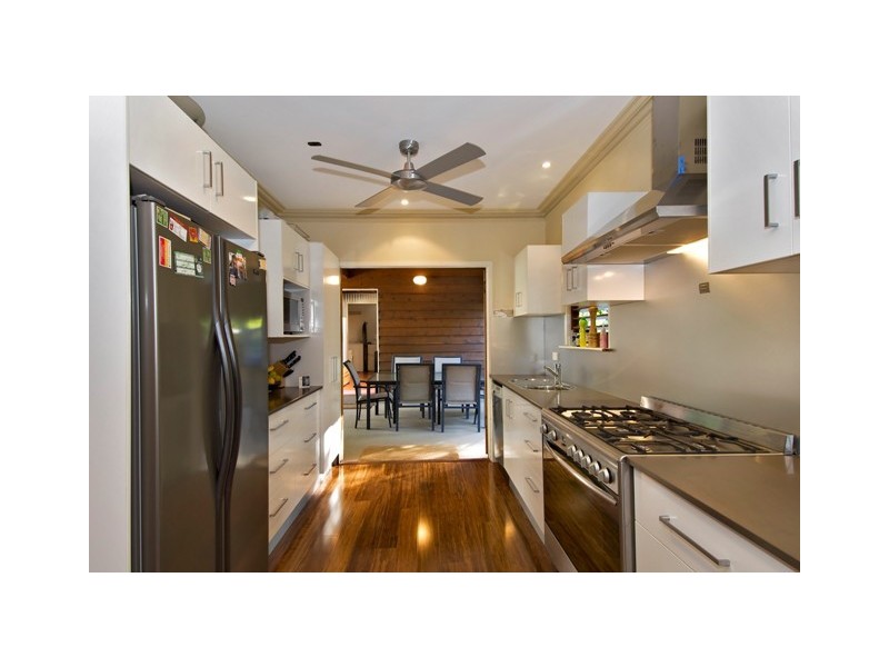 146  Greenslopes Street, Edge Hill QLD 4870