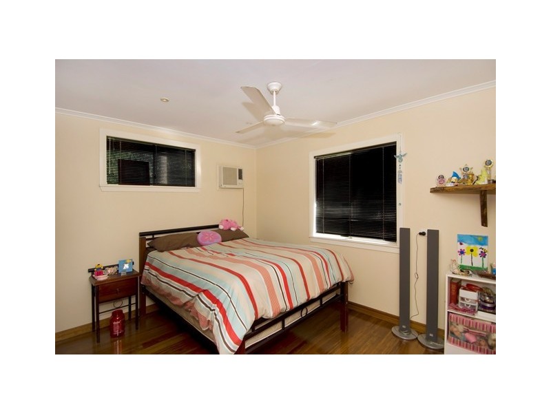 146  Greenslopes Street, Edge Hill QLD 4870