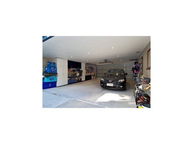 146  Greenslopes Street, Edge Hill QLD 4870