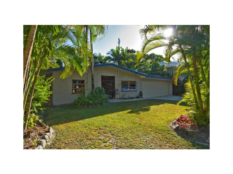 146  Greenslopes Street, Edge Hill QLD 4870