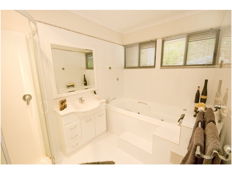 24 Bena Street, Smithfield QLD 4878