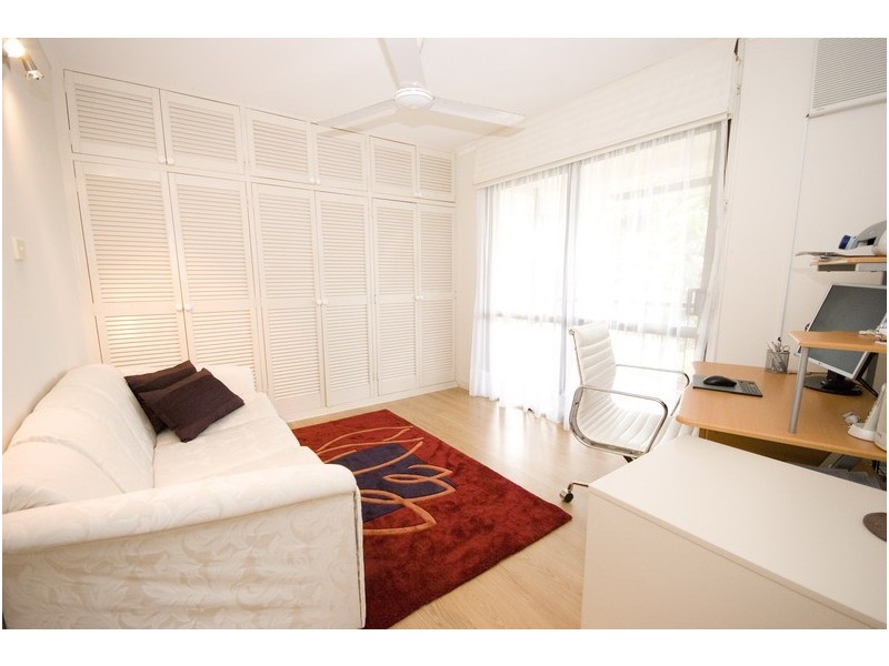 24 Bena Street, Smithfield QLD 4878