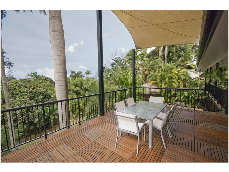 24 Bena Street, Smithfield QLD 4878
