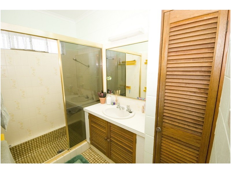 22 Bayview Street, Bayview Heights QLD 4868