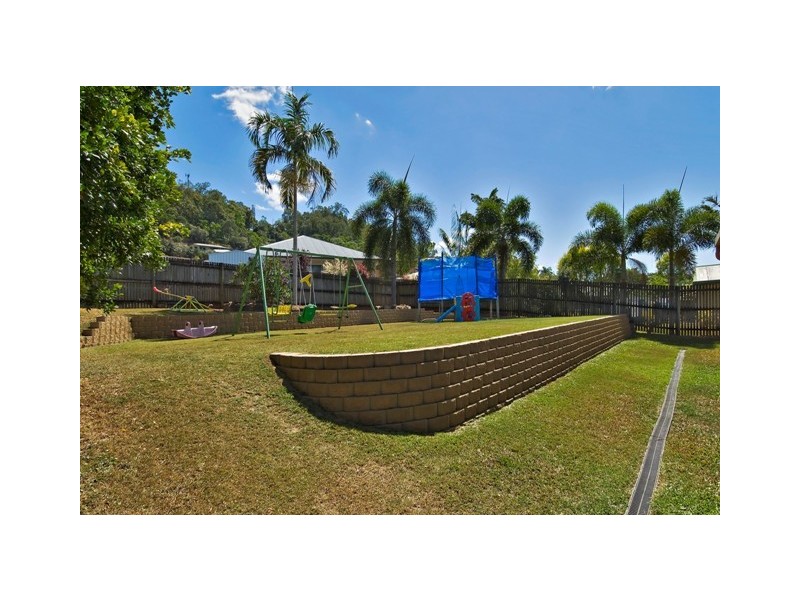 Bentley Park QLD 4869