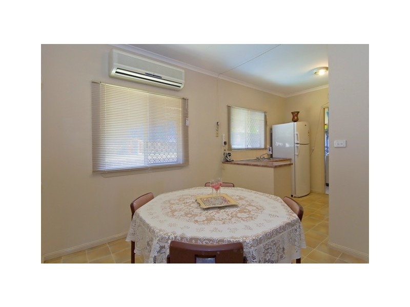 Bentley Park QLD 4869
