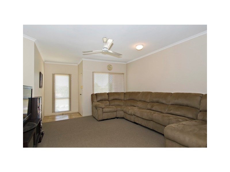 Bentley Park QLD 4869