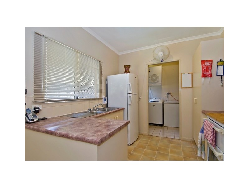 Bentley Park QLD 4869