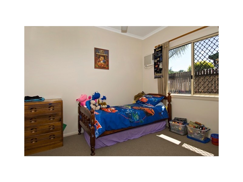Bentley Park QLD 4869