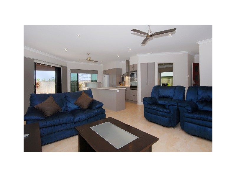 4 Turon Close, Bentley Park QLD 4869