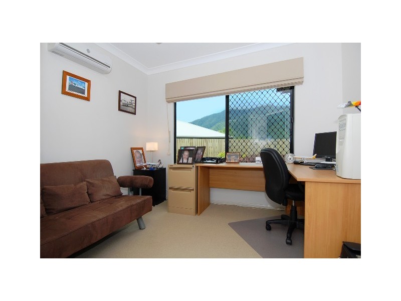 4 Turon Close, Bentley Park QLD 4869