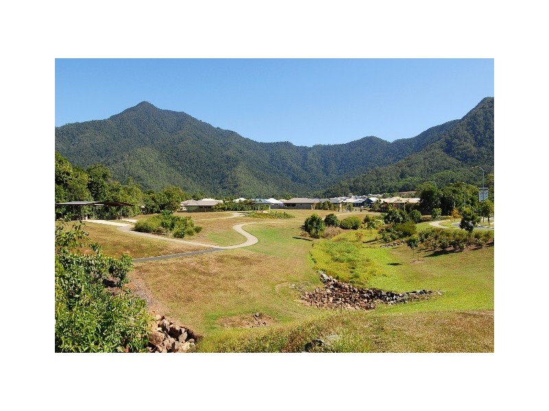 4 Turon Close, Bentley Park QLD 4869