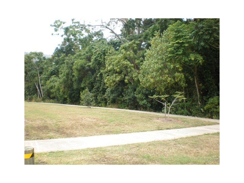 12 Stringer Close, Redlynch QLD 4870