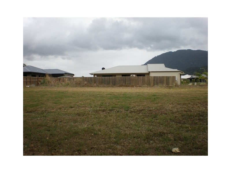 12 Stringer Close, Redlynch QLD 4870