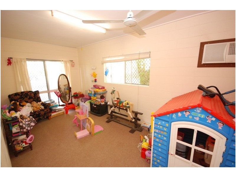 73 Resolution Drive, Bentley Park QLD 4869